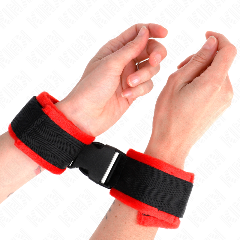 KINK - BLACK NYLON HOOK AND LOOP WRIST CUSTOMS MODEL 1 ADJUSTABLE 25-35 CM X 6 CM