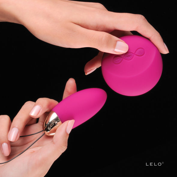 LELO - LYLA 2 INSIGNIA DESIGN EDITION CHERRY MASSAGE EGG