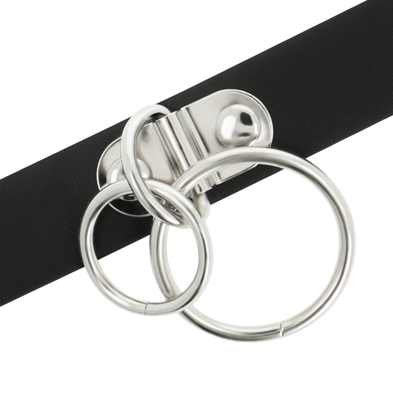 COQUETTE CHIC DESIRE - DOUBLE RING CHOKER IN VEGAN LEATHER