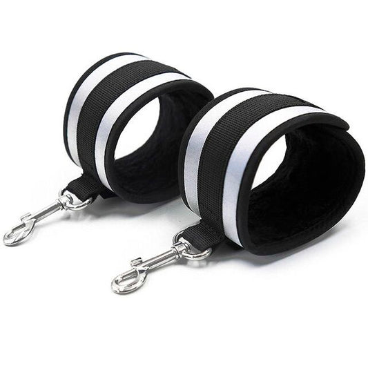 OHMAMA FETISH - GREY CUFFS