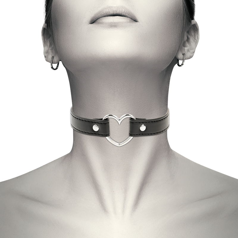 COQUETTE CHIC DESIRE - WOMEN'S VEGAN LEATHER NECKLACE HEART ACCESSORY